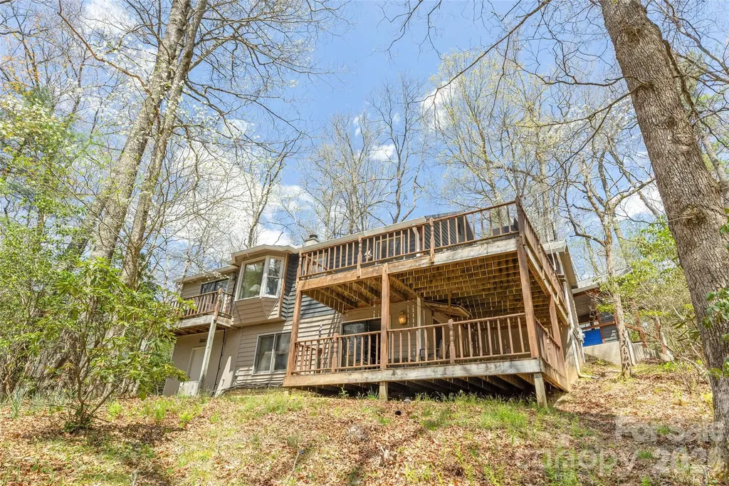 46 Poplar Court Sapphire NC 28774