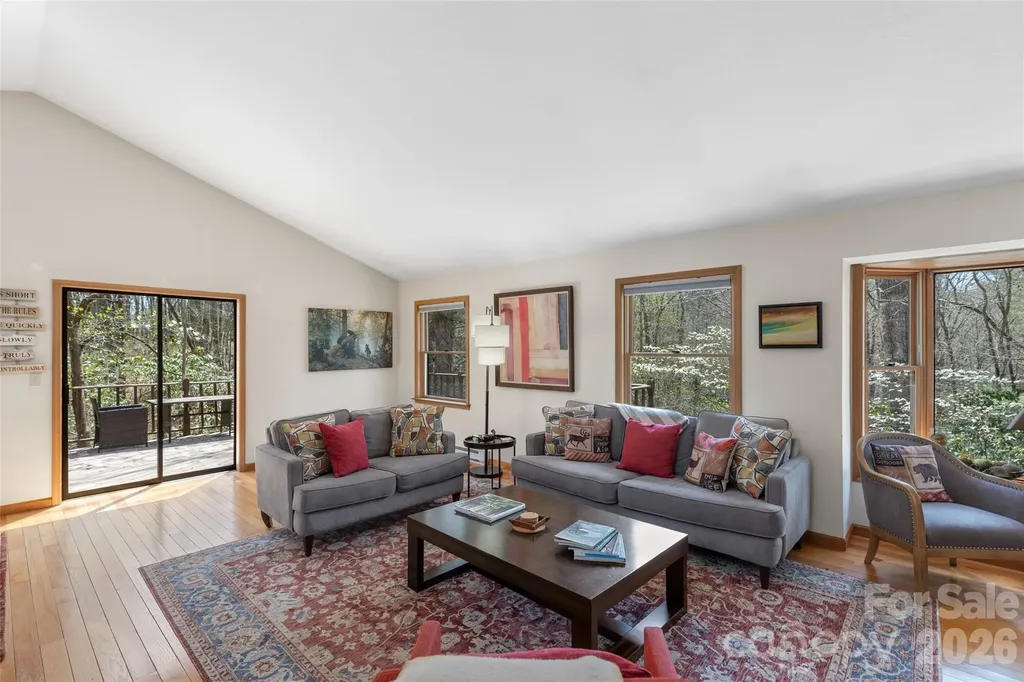 46 Poplar Court Sapphire NC 28774