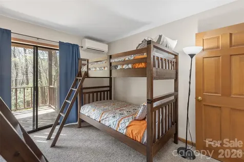 46 Poplar Court Sapphire NC 28774