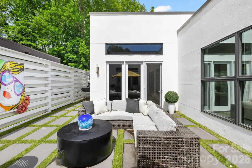 4547 Craig Avenue Charlotte NC 28211