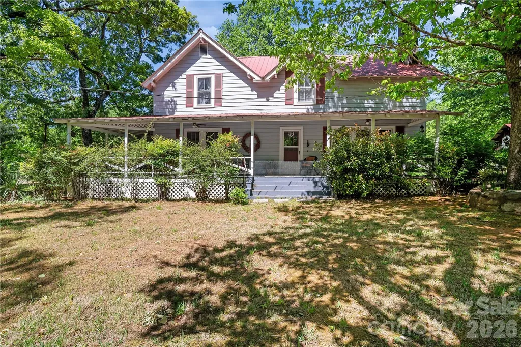 283 Constant Lane Columbus NC 28722
