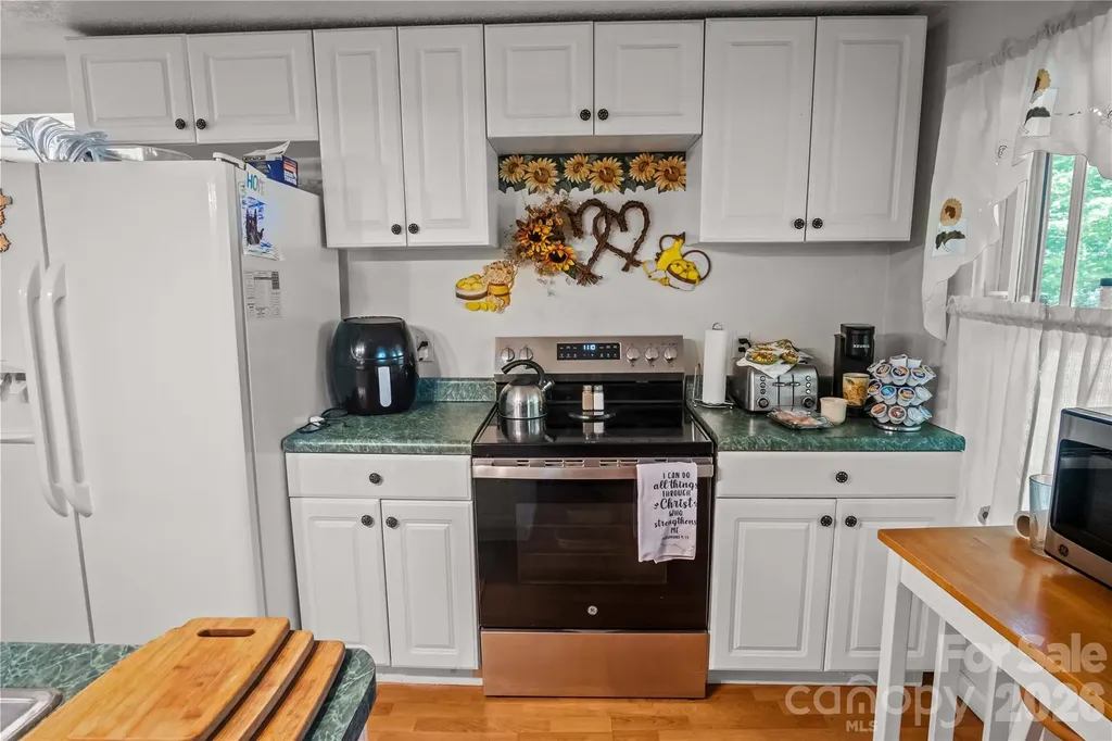 283 Constant Lane Columbus NC 28722