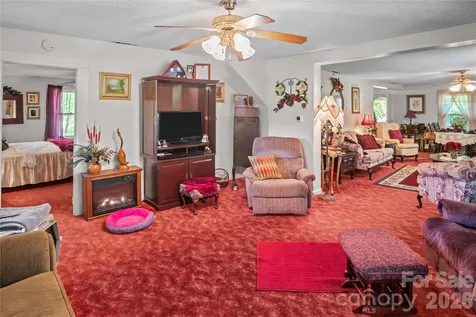 283 Constant Lane Columbus NC 28722