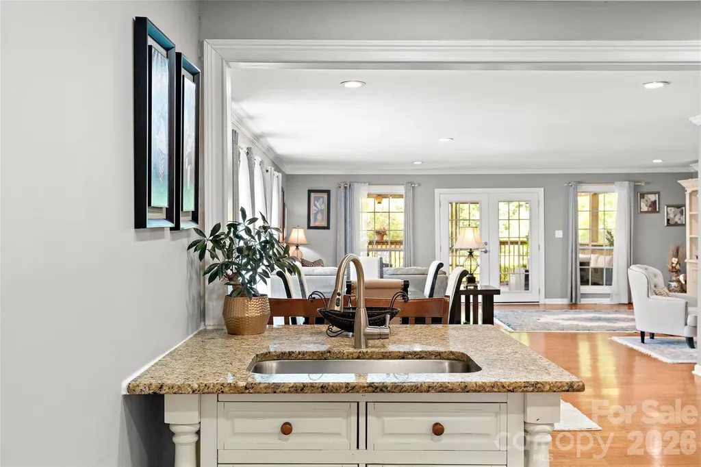 138 Wyanoke Avenue Charlotte NC 28205