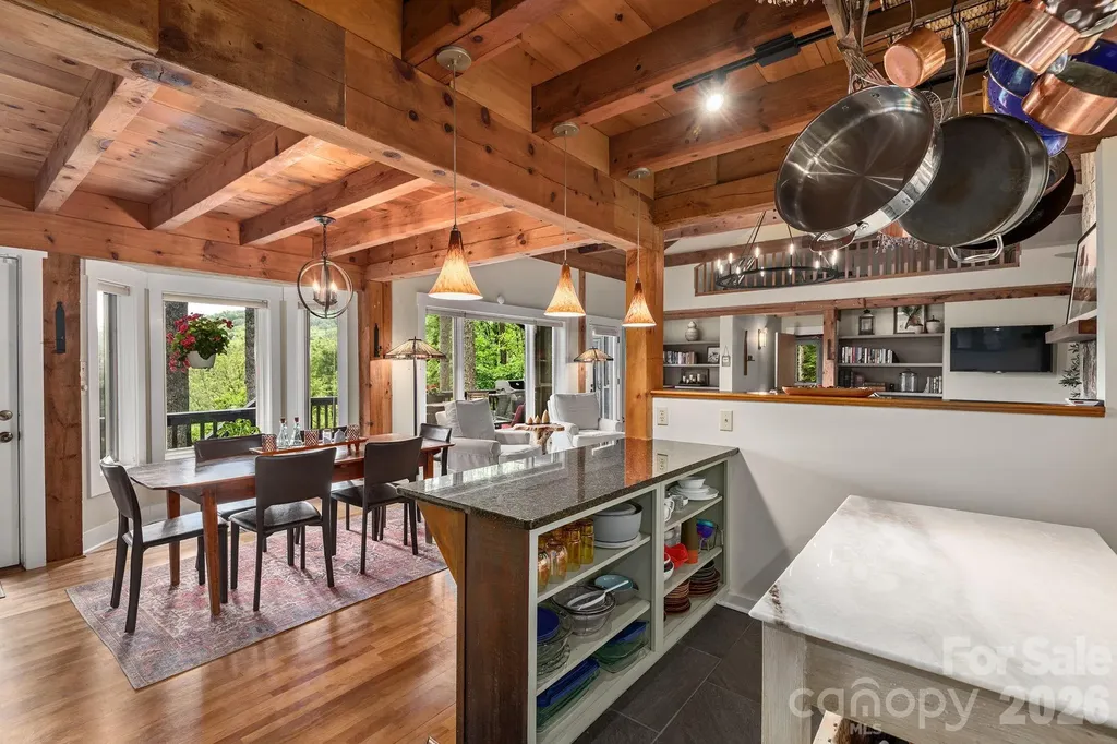 107 Buffalo Trail Asheville NC 28805