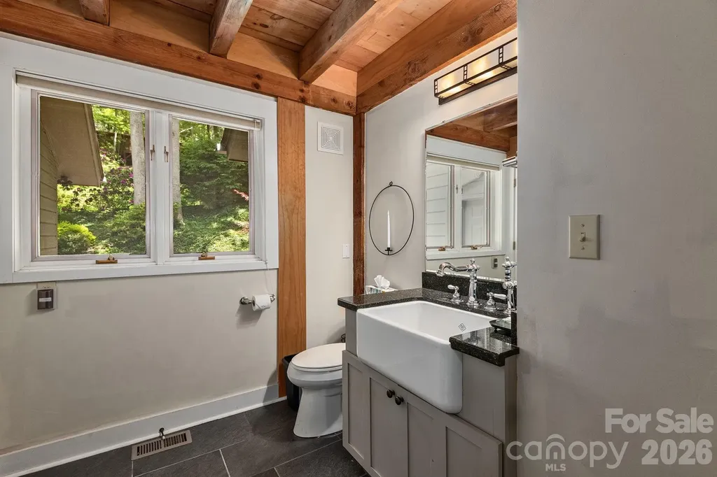107 Buffalo Trail Asheville NC 28805