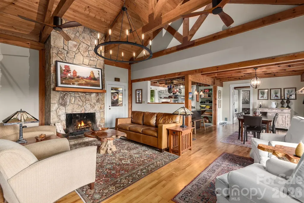 107 Buffalo Trail Asheville NC 28805