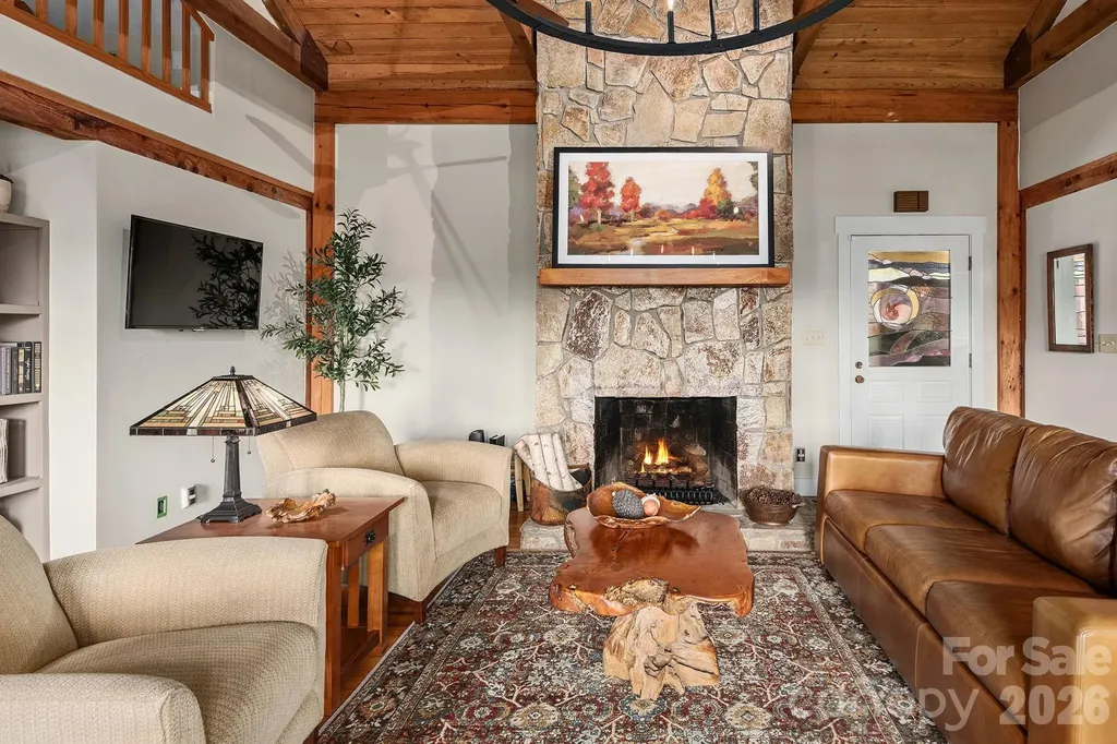 107 Buffalo Trail Asheville NC 28805