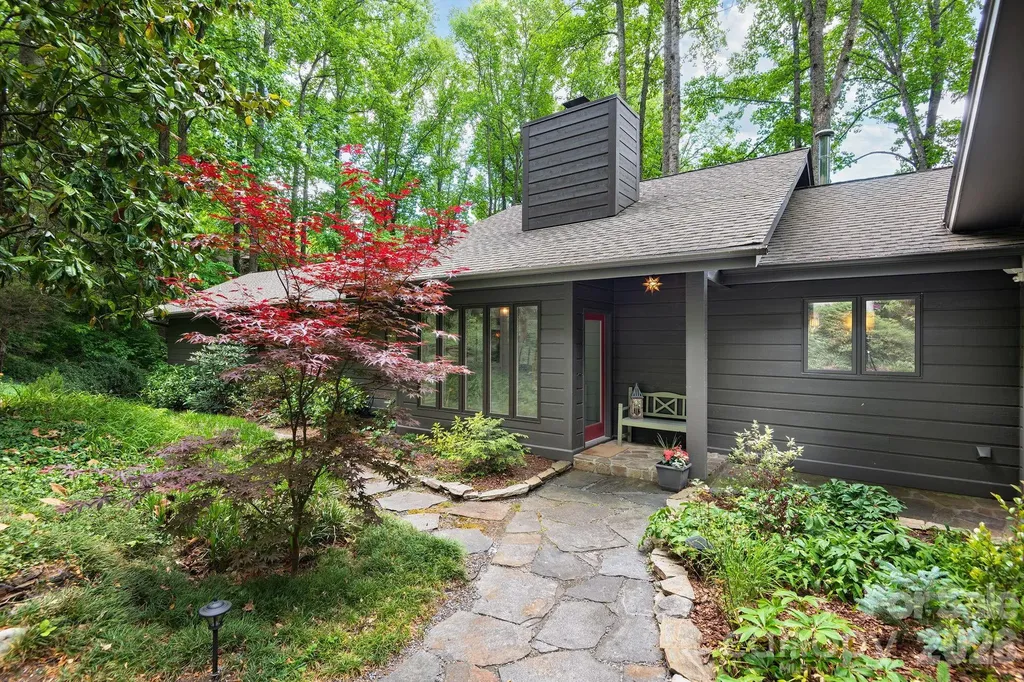 107 Buffalo Trail Asheville NC 28805