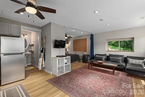107 Buffalo Trail Asheville NC 28805