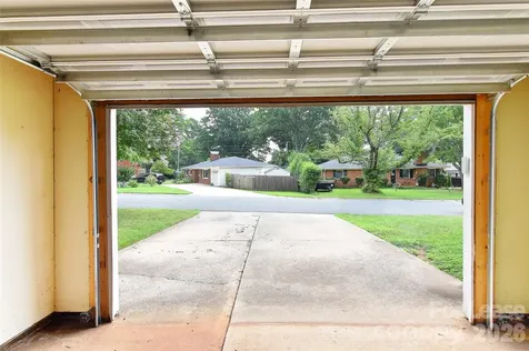 420 Seneca Place Charlotte NC 28210