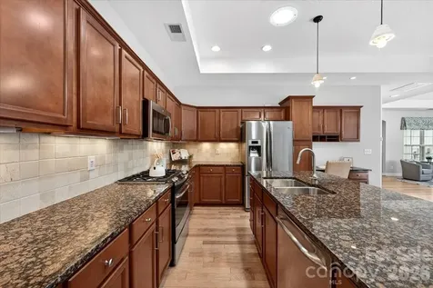 4430 Parkgate Drive Matthews NC 28105