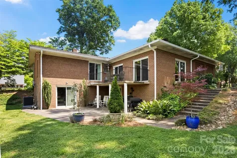 208 S Dixie Street Cherryville NC 28021