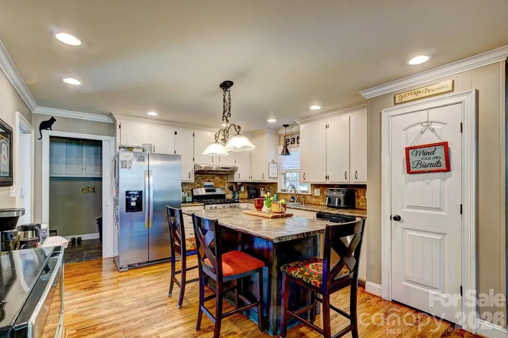 113 Delview Drive Cherryville NC 28021