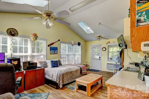 113 Delview Drive Cherryville NC 28021