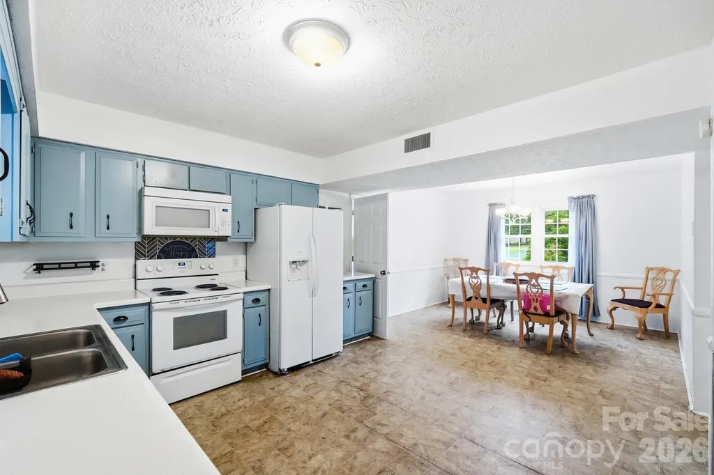 908 Forest Drive Marshville NC 28103