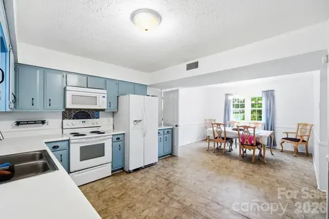 908 Forest Drive Marshville NC 28103