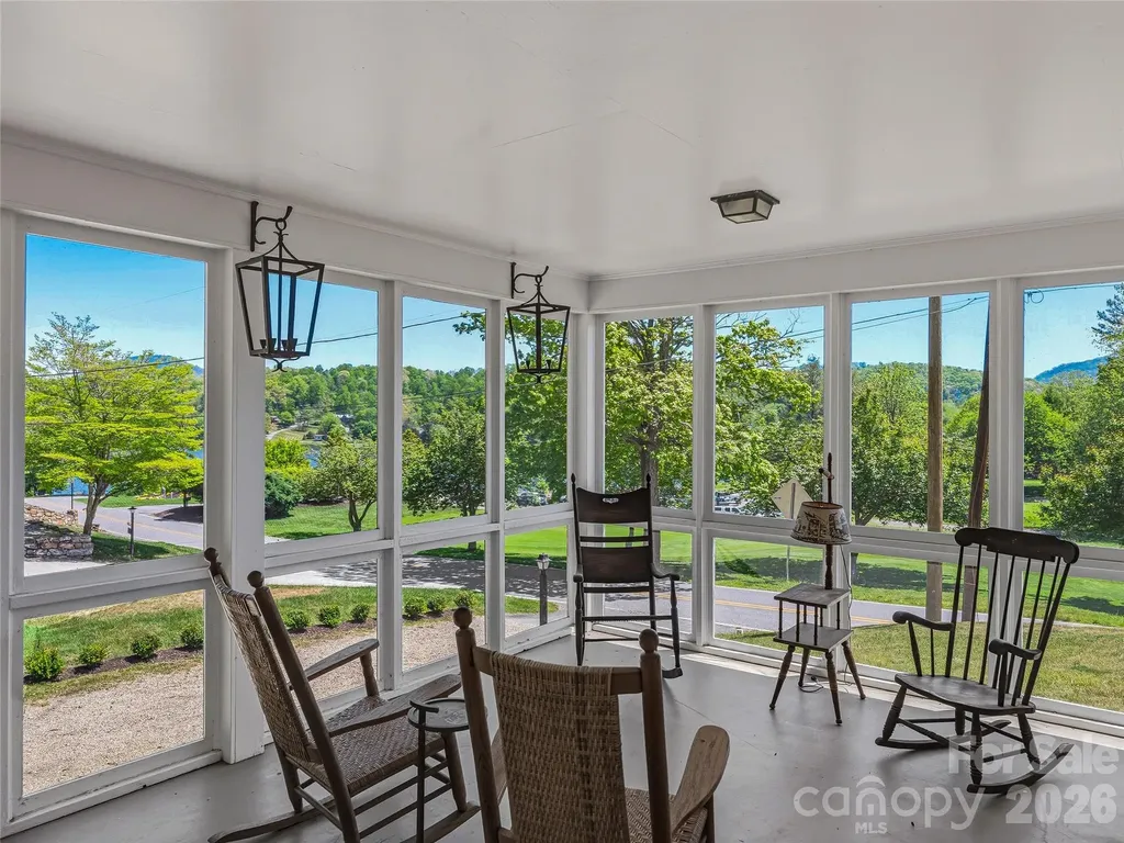 721 Golf Course Road Waynesville NC 28786