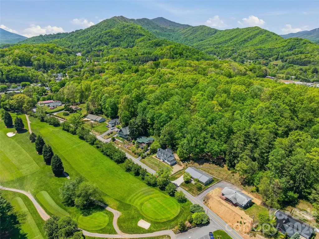 721 Golf Course Road Waynesville NC 28786