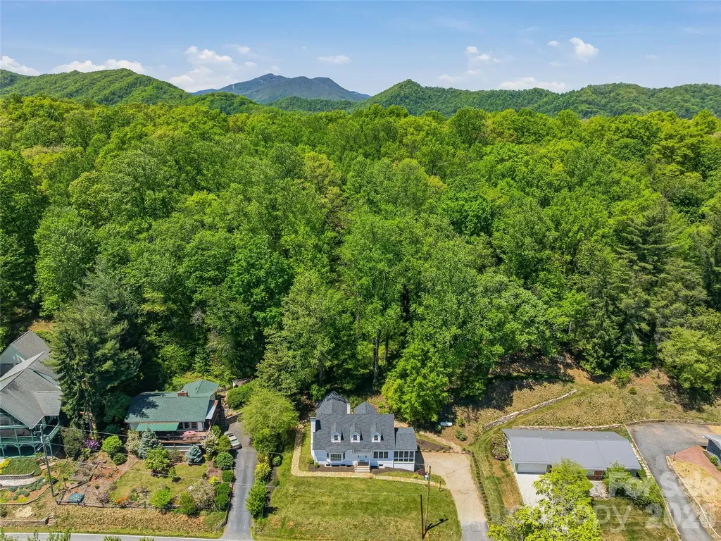 721 Golf Course Road Waynesville NC 28786