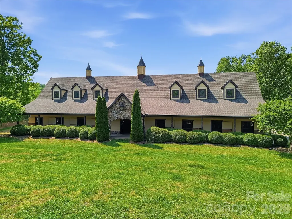 984 Mapleton Lane Columbus NC 28722
