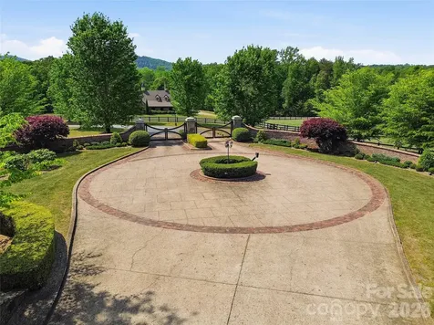 984 Mapleton Lane Columbus NC 28722