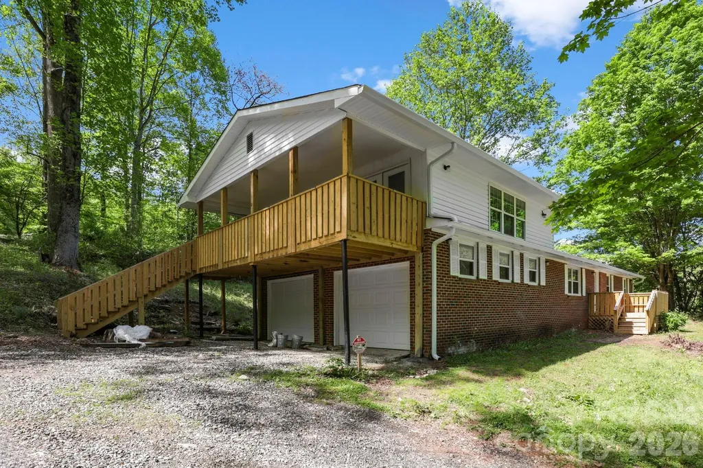 1007 N Fork Road Barnardsville NC 28709