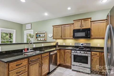 6 Wagon Trace Flat Rock NC 28731