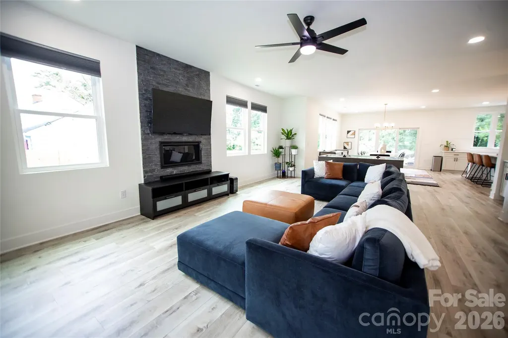 2629 Phillips Avenue Charlotte NC 28208