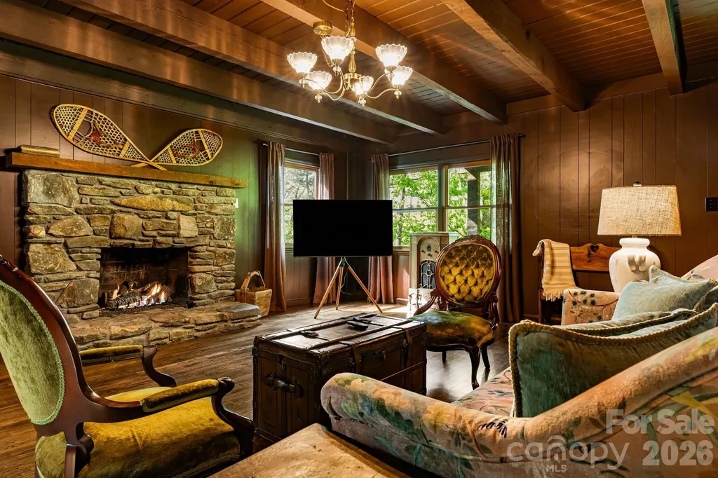 155 Spivey Mountain Road Asheville NC 28806