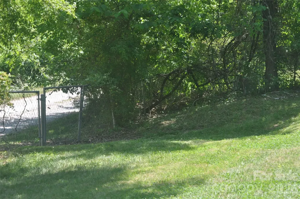 105 Pope Lake Road Belmont NC 28012