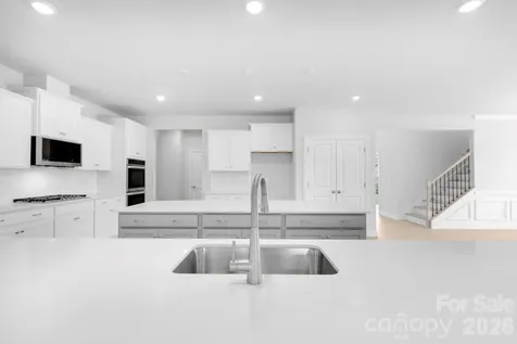 4290 Camden Glen Road Lancaster SC 29720
