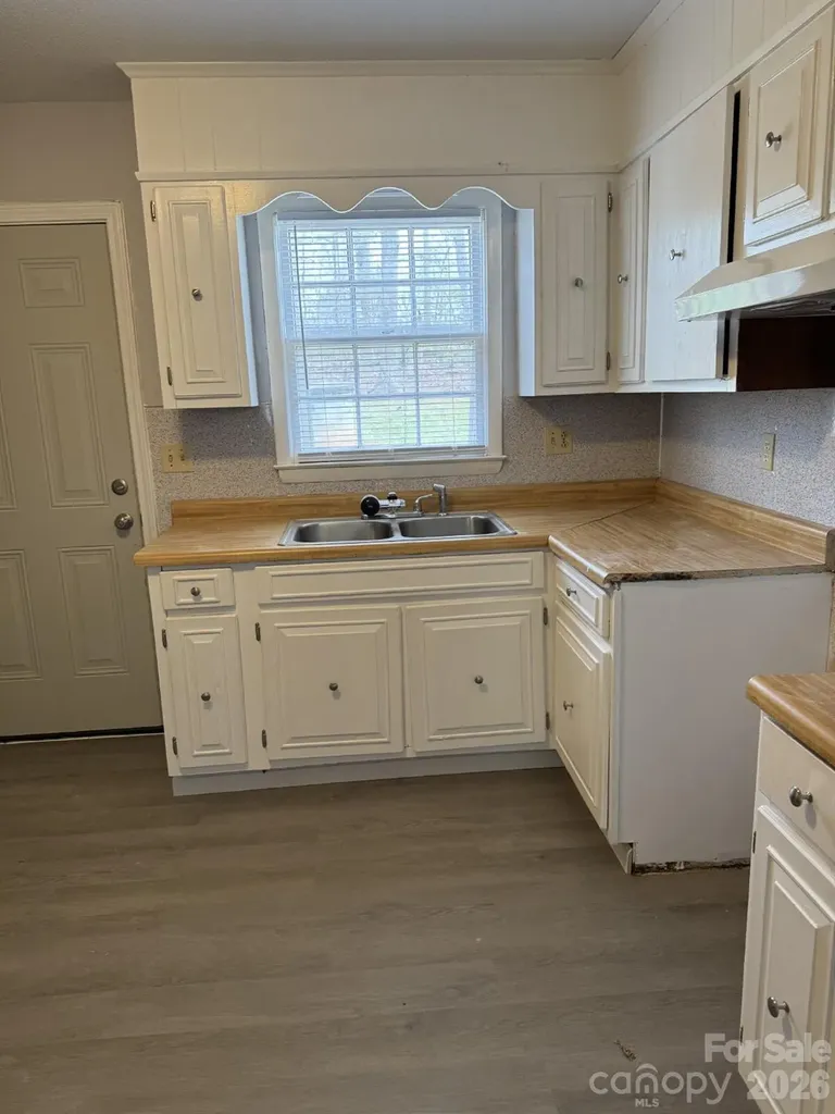 144 Nottingham Drive Forest City NC 28043