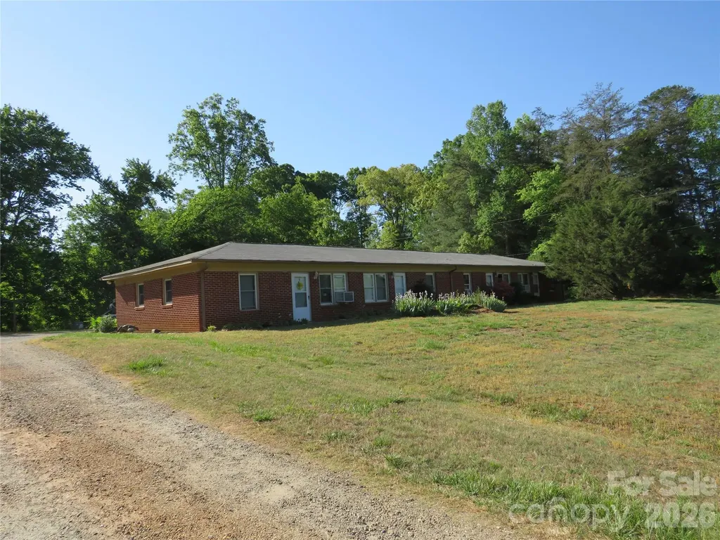 144 Nottingham Drive Forest City NC 28043