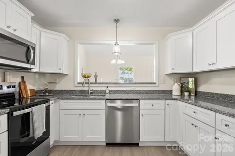 805 Hunter Street York SC 29745