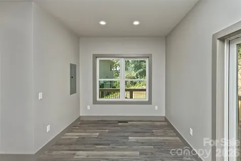 113 Caledonia Road Asheville NC 28803