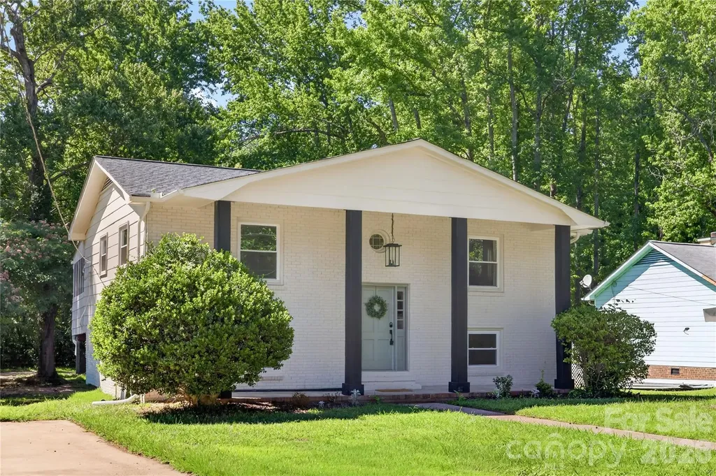 5701 Ilford Street Charlotte NC 28215
