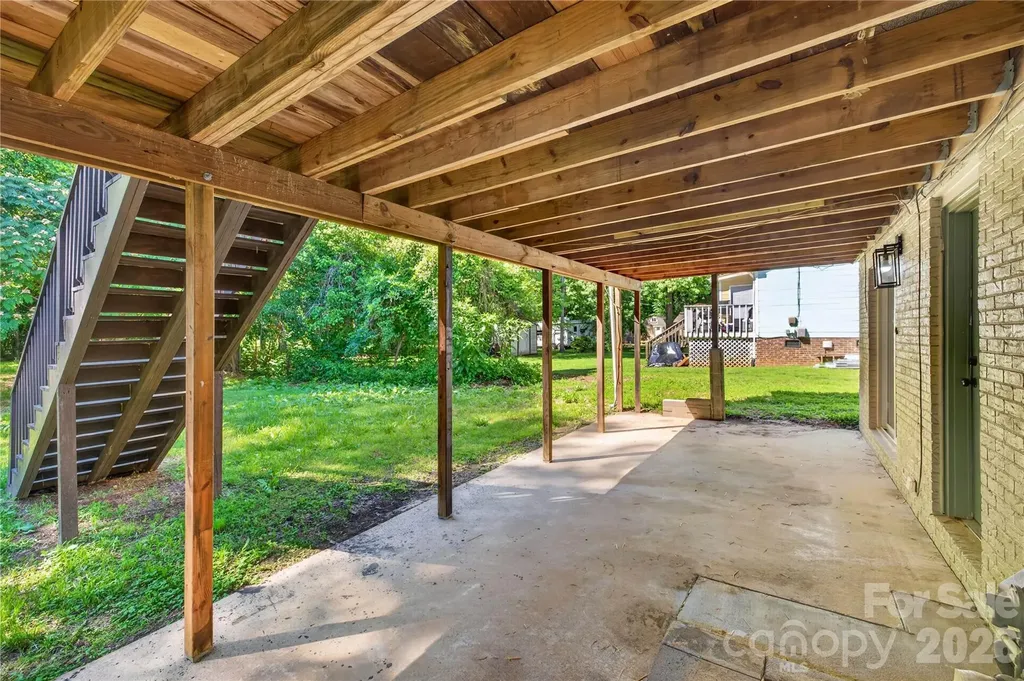 5701 Ilford Street Charlotte NC 28215