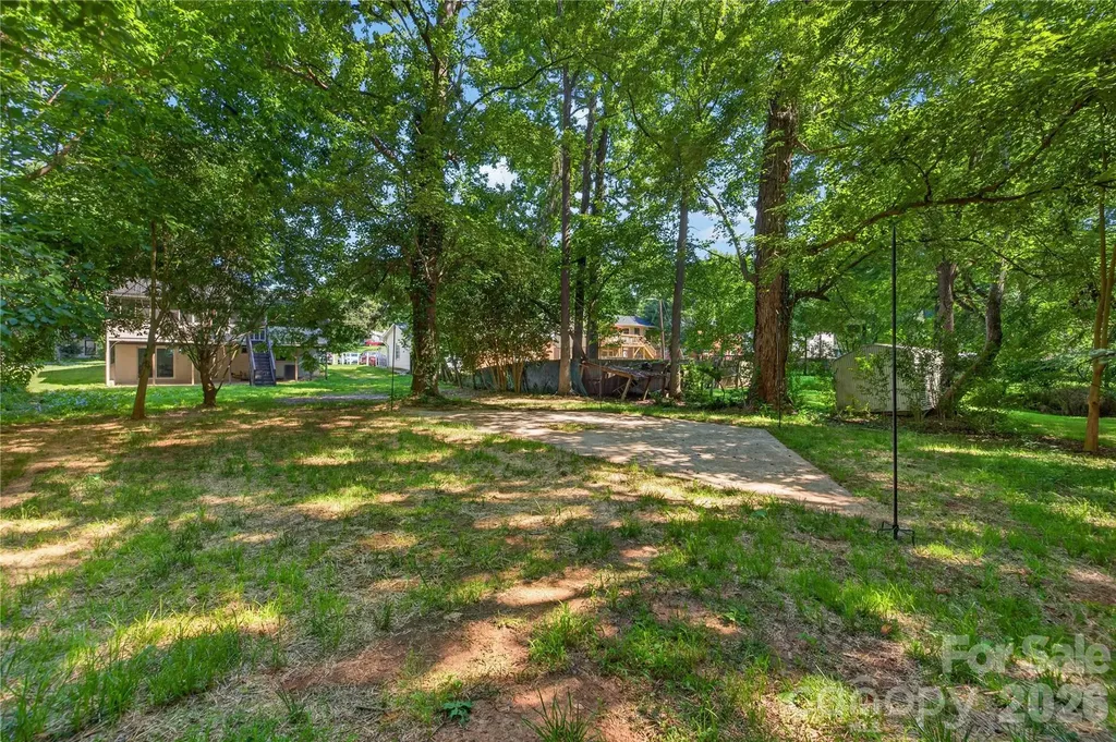 5701 Ilford Street Charlotte NC 28215