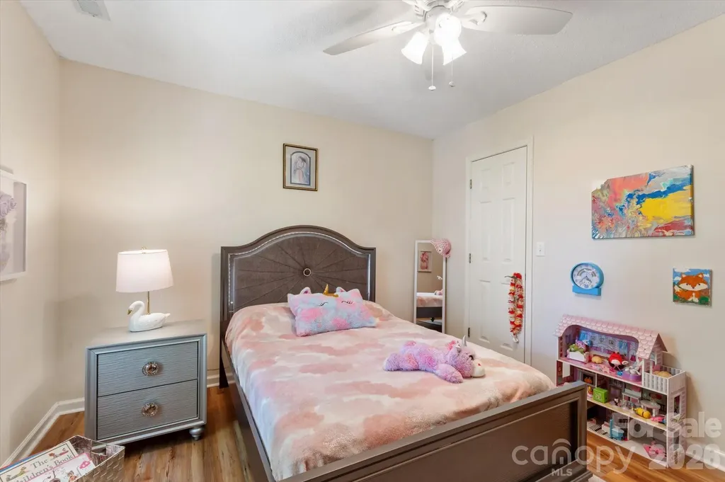 12 Hutchinson Woods Fletcher NC 28732