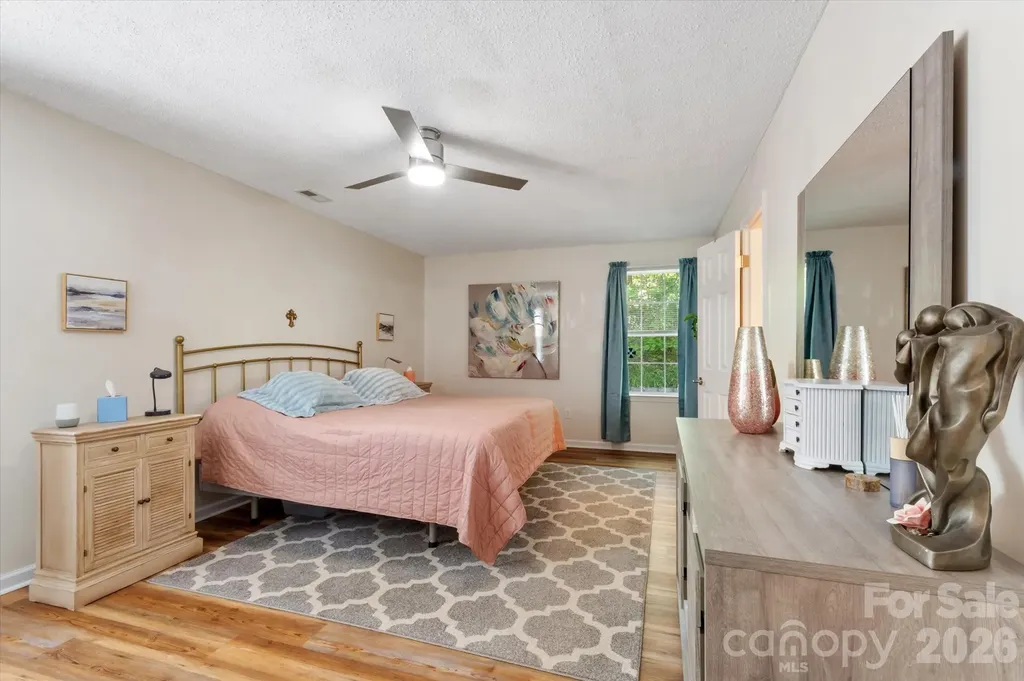 12 Hutchinson Woods Fletcher NC 28732