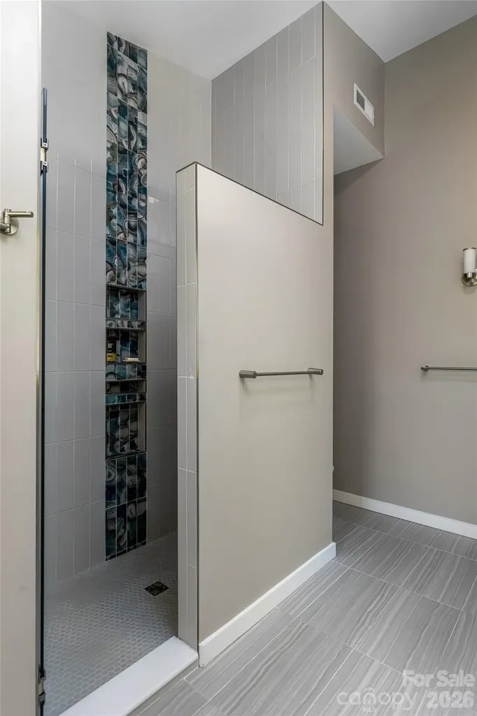 77 Mcintyre Drive Asheville NC 28803