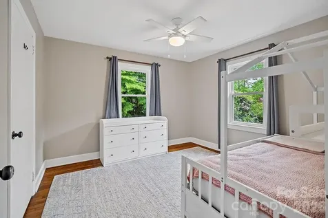 1106 Cherokee Drive Hendersonville NC 28739