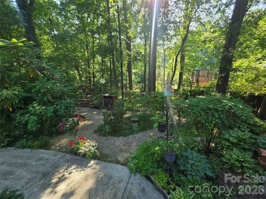 10112 Idlewild Road Matthews NC 28105