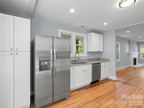 926 W Chapel Road Asheville NC 28803