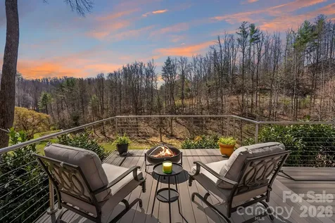 404 Amanda Drive Mars Hill NC 28754