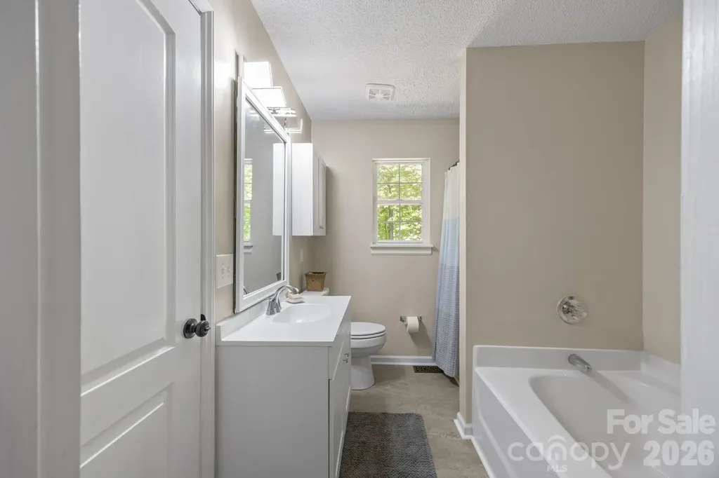 125 Mills Forest Lane Mooresville NC 28117