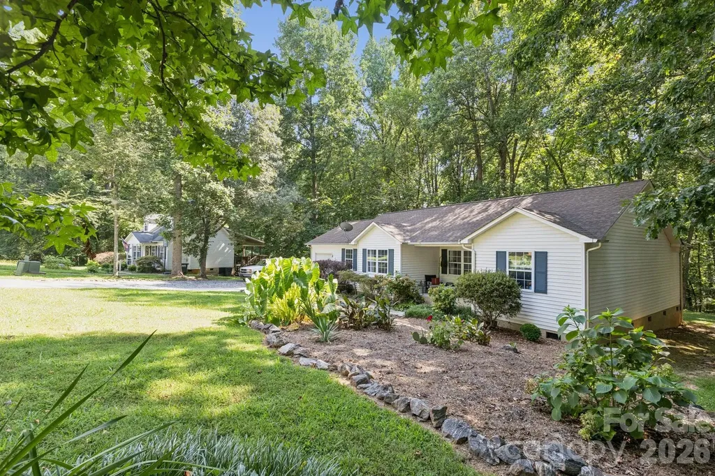 125 Mills Forest Lane Mooresville NC 28117