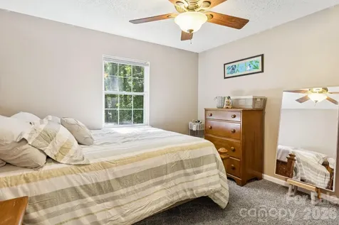 125 Mills Forest Lane Mooresville NC 28117