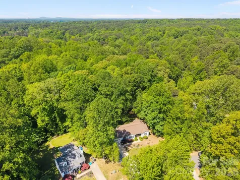 125 Mills Forest Lane Mooresville NC 28117